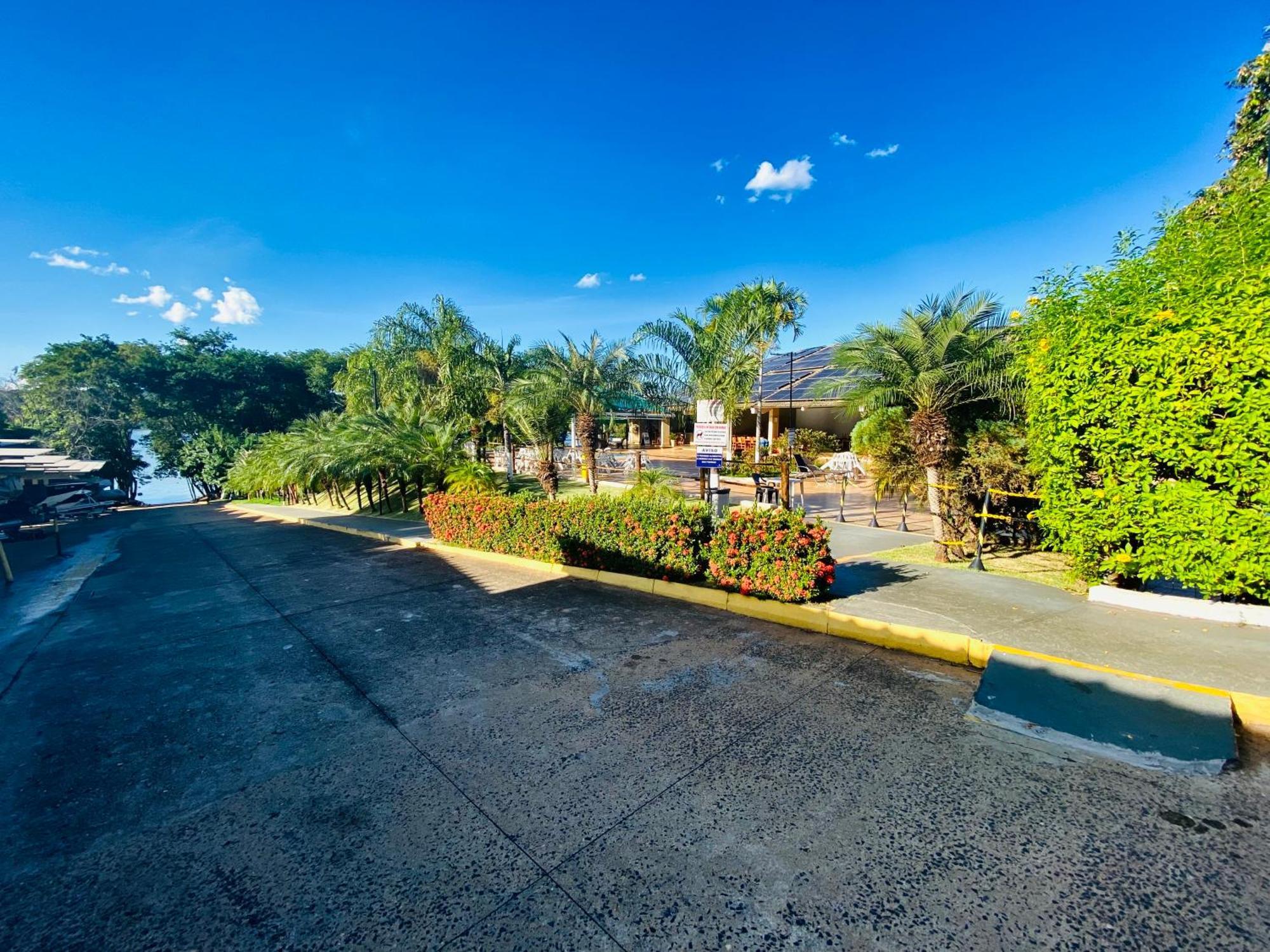 Enseada Nautico Residence De Paula Caldas Novas Exterior photo